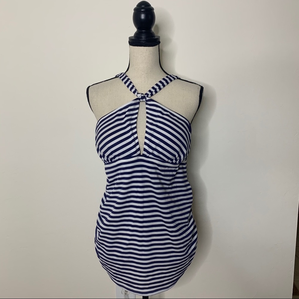 Maternity bathing suit top